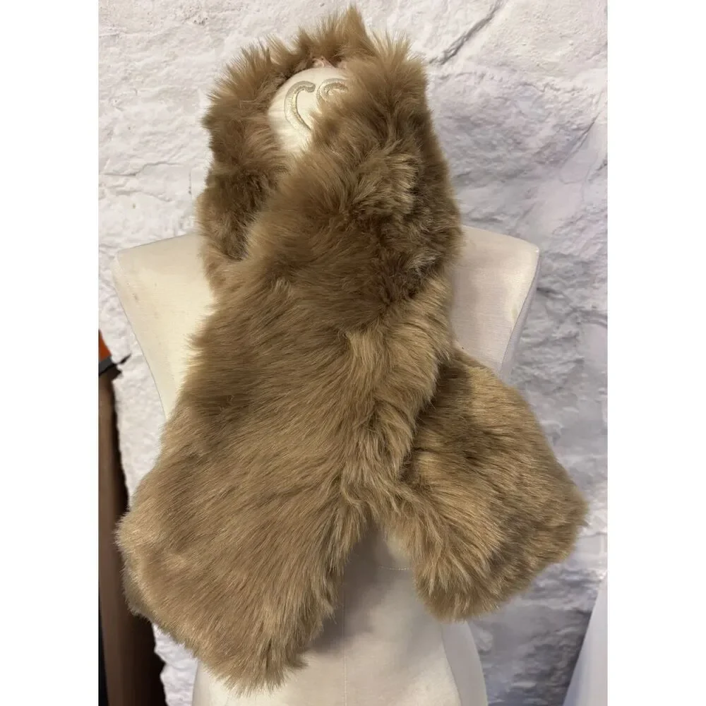NWT Louie Lucie Camel Faux Fur Scarf Soft Plush Winter Wrap Neutral Quiet Luxury